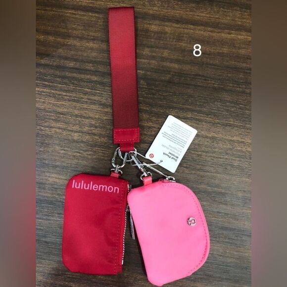 Lululemon Dual Pouch Wristlet Wordmark - Picture 13 of 13